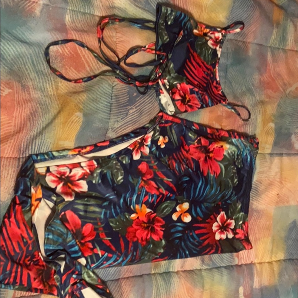 Matching skirt set